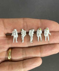 ماکت آدمک فضانورد لاغر